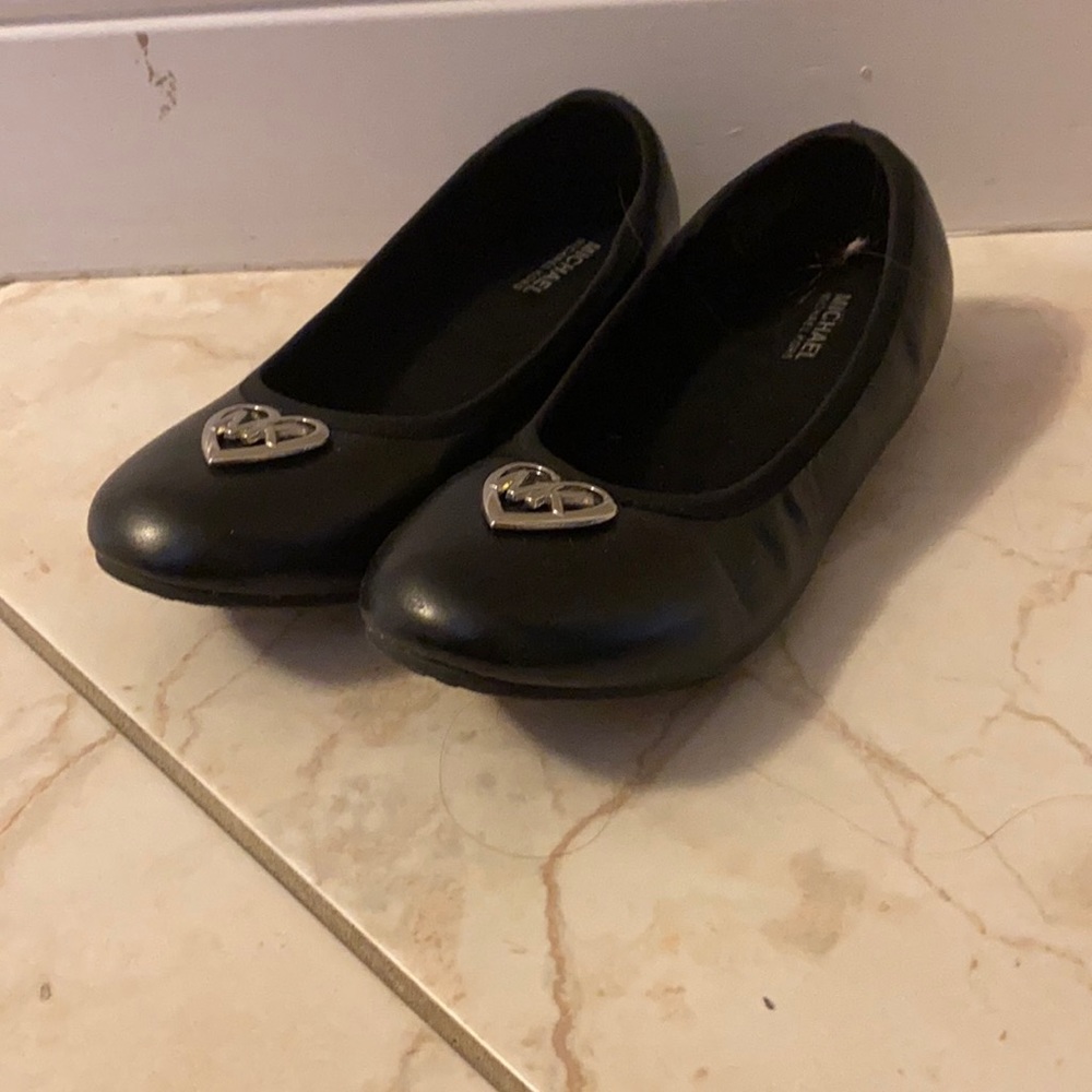 Black Michael Kors ballerina slippers
